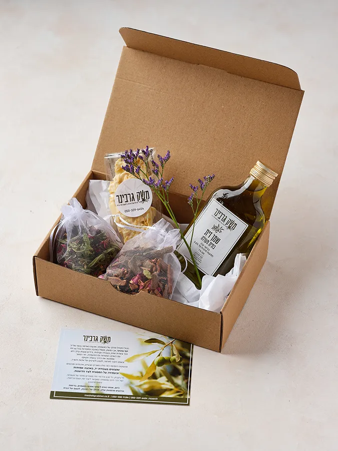 חגיגה בשדות